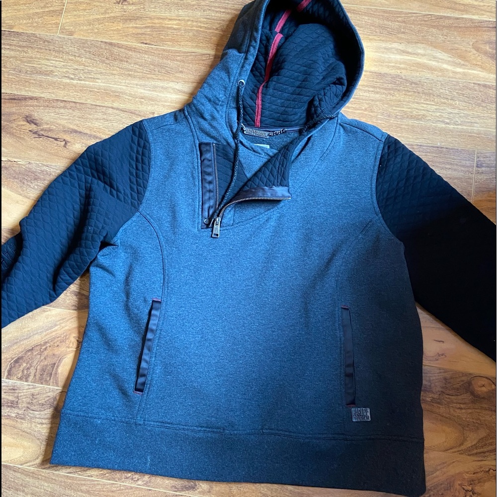 Woman’s Harley Davidson Sweatshirt